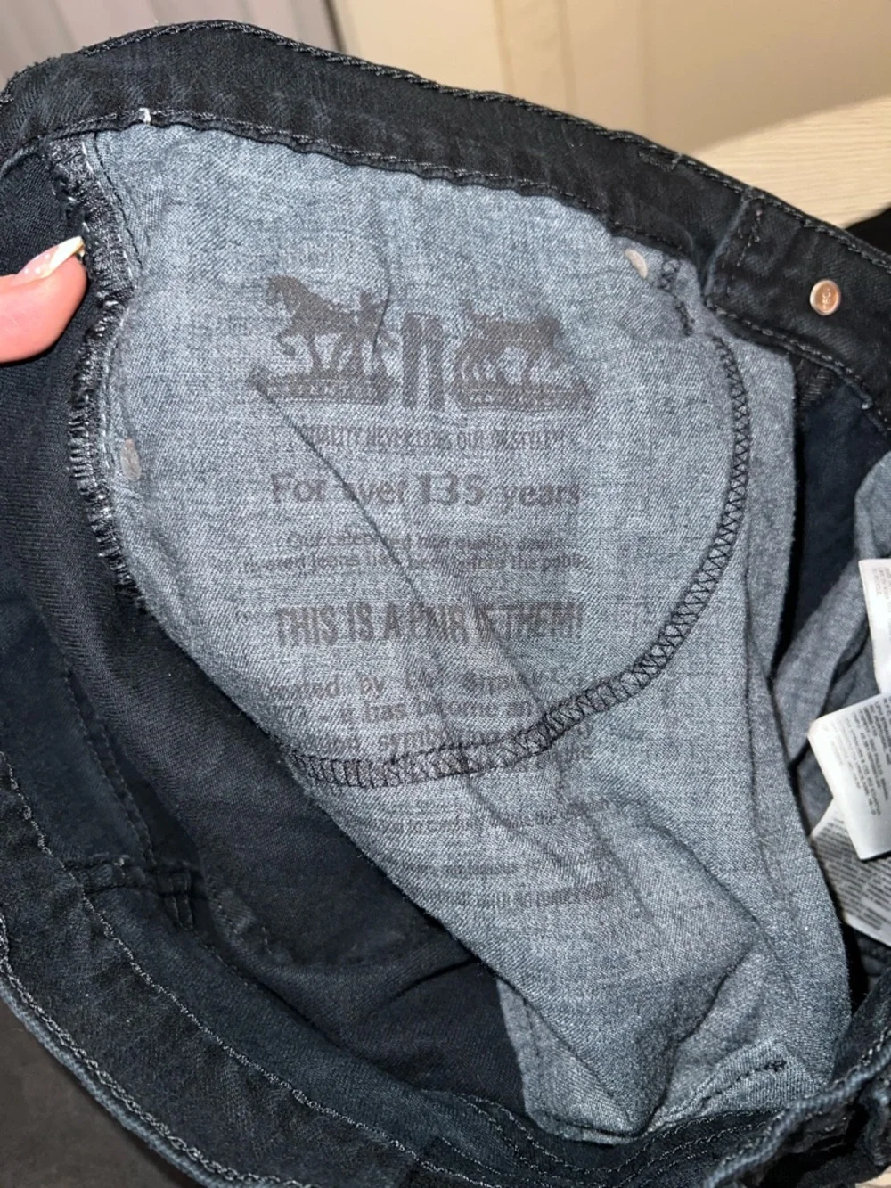 Levi 511s Black Slim Straight Jeans - Picture 6 of 6